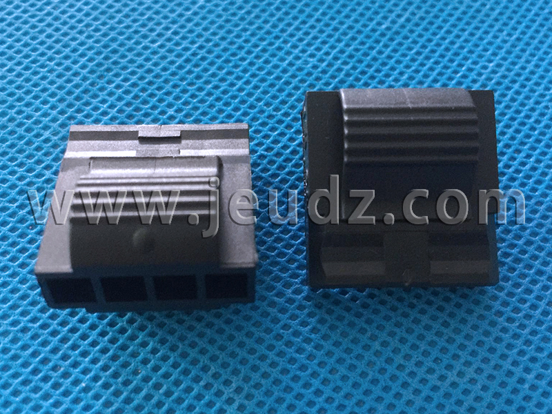 508H05-4PIN 大4PIN 易插拔连接器